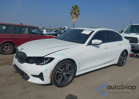 2021 BMW 3 Series 330E from USA, damaged, VIN 3MW5P7J01M8C08731